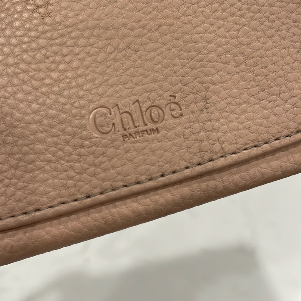 Chloe’ Parfume Bag - Picture 2 of 8